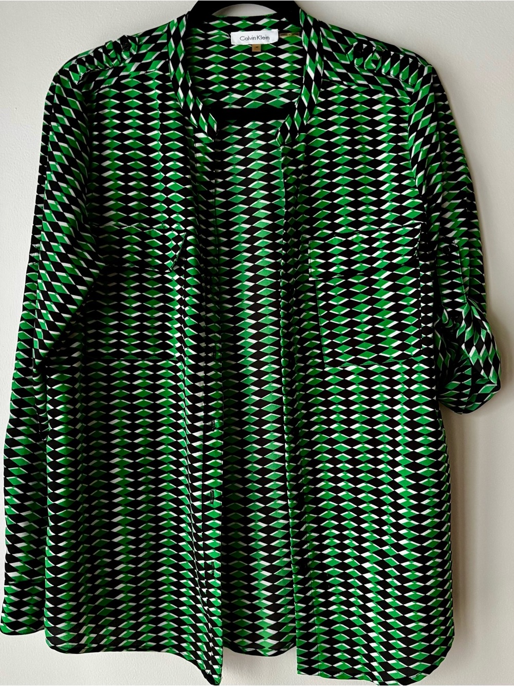 Calvin Klein Women's shirt blouse top Black white green Geometric Size Medium